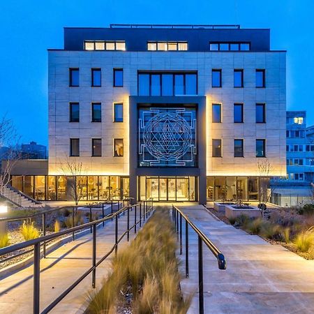 Raj Zdravia Hotel Bratislava Eksteriør billede