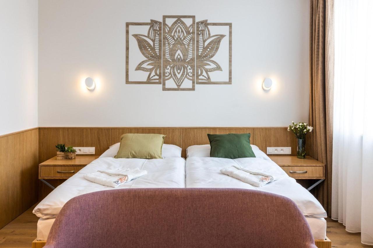 Raj Zdravia Hotel Bratislava Eksteriør billede