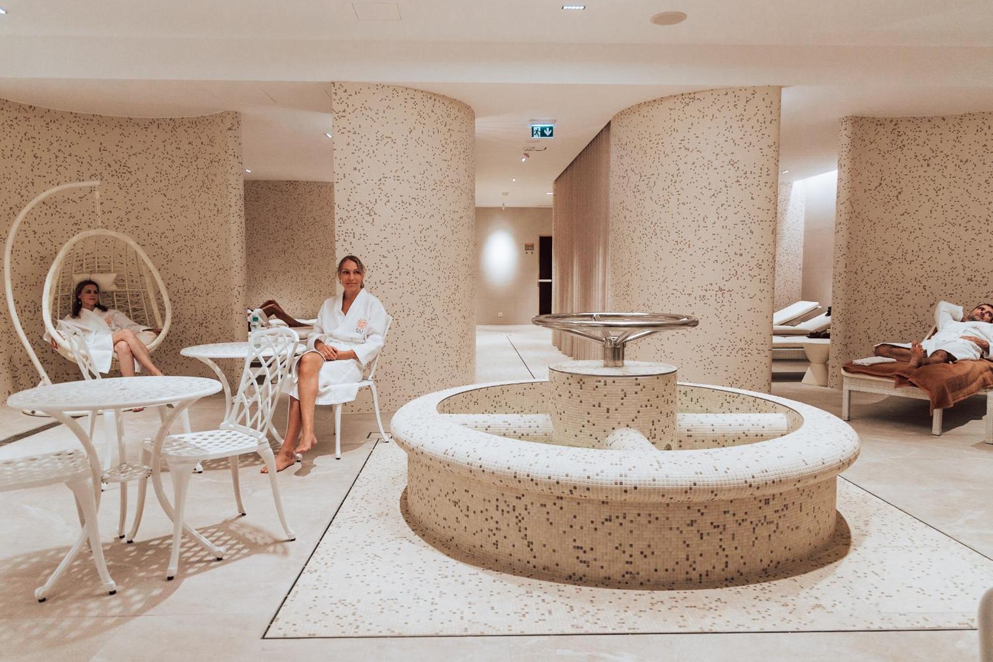 Raj Zdravia Hotel Bratislava Eksteriør billede